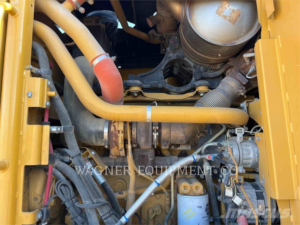 CAT 140M2AWD Grederji