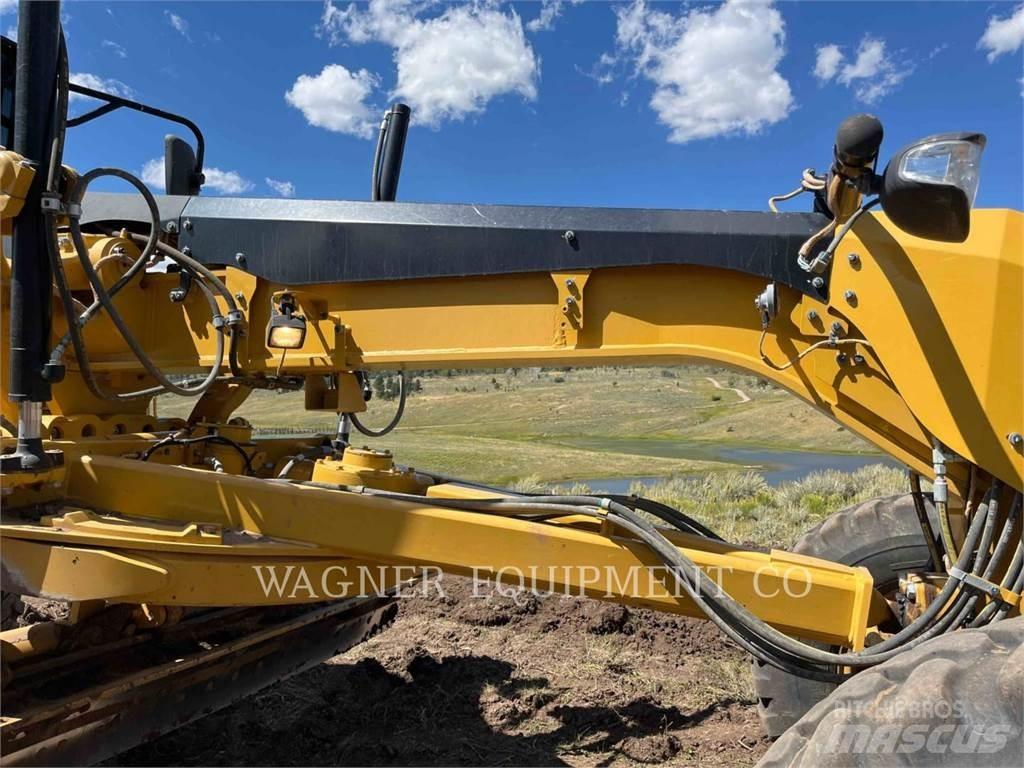 CAT 140M3 Grederji