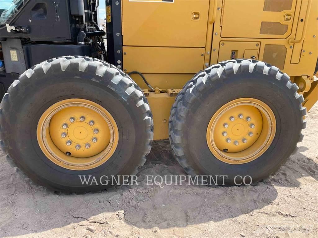 CAT 140M3 Grederji