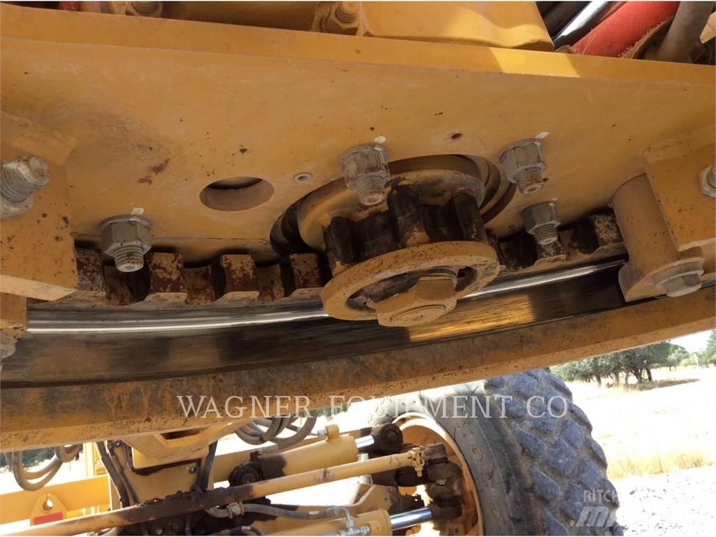 CAT 140M3 Grederji