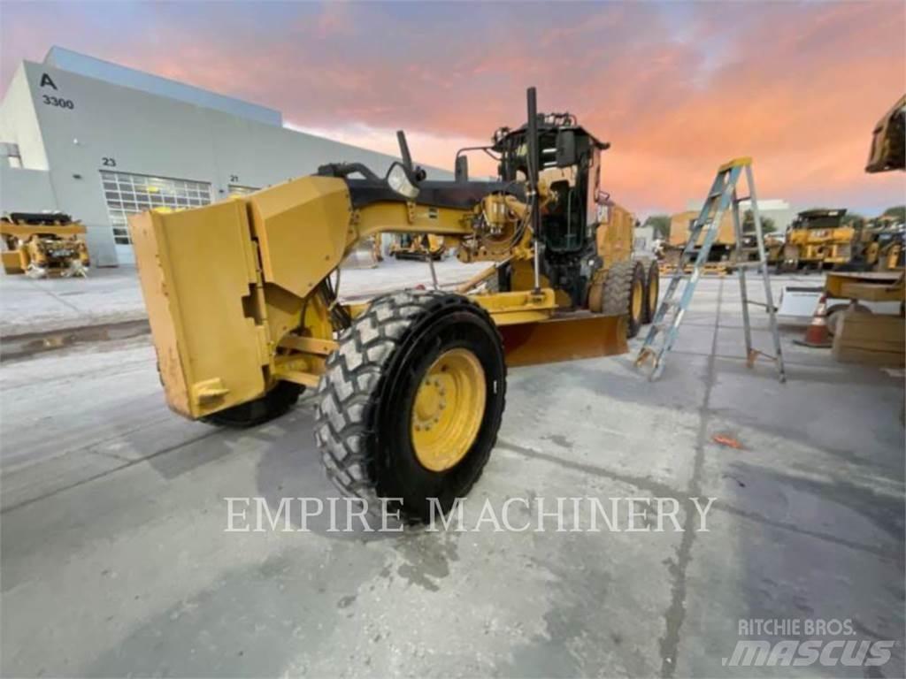 CAT 140M3 Grederji
