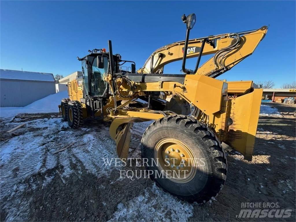 CAT 140M3 Grederji