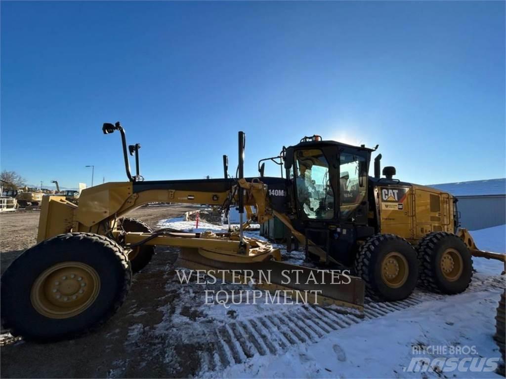 CAT 140M3 Grederji