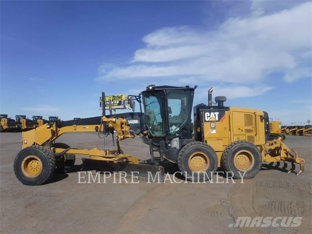 CAT 140M3 Grederji