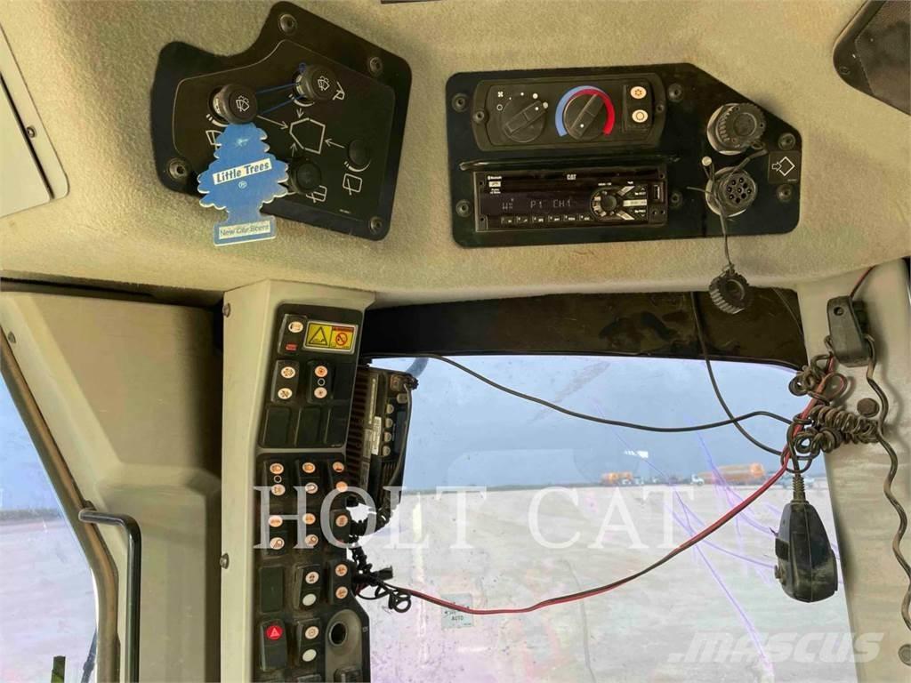CAT 140M3 Grederji