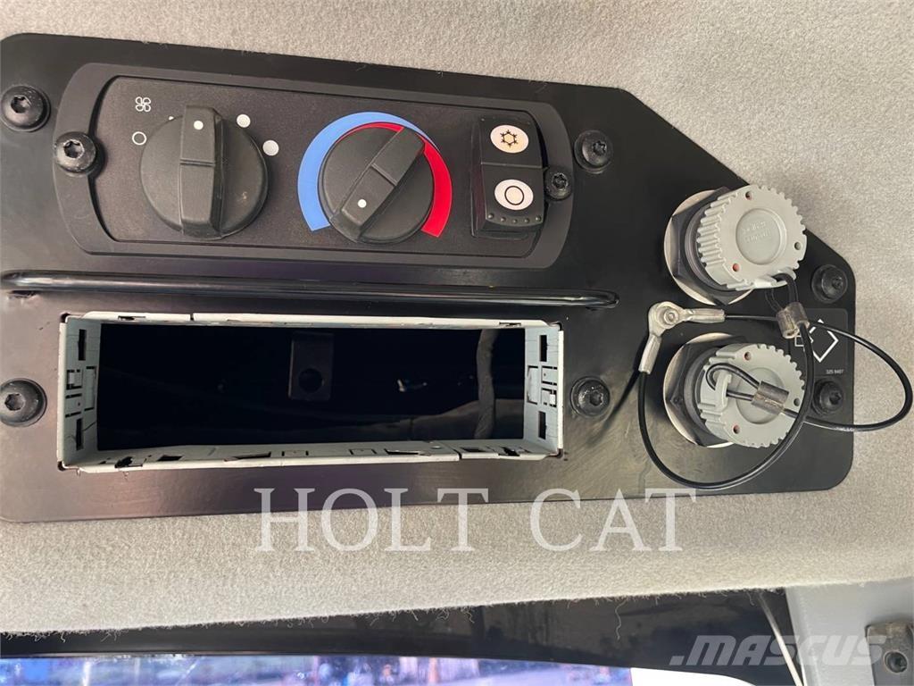 CAT 140M3 Grederji