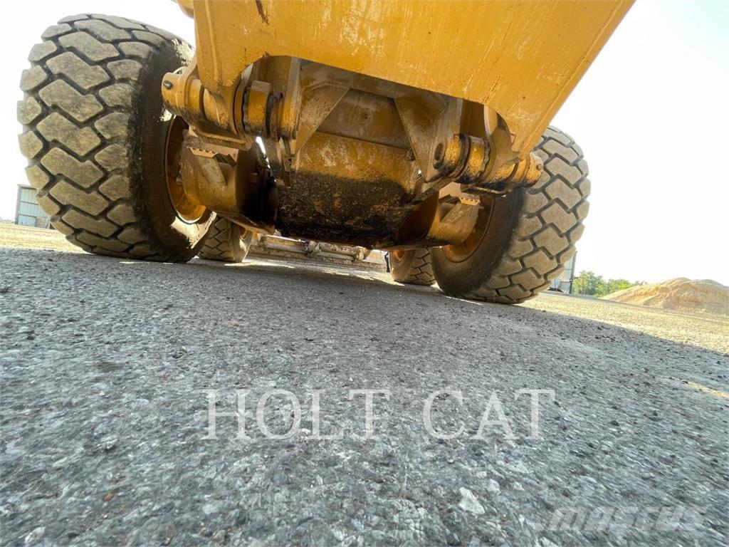 CAT 140M3 Grederji