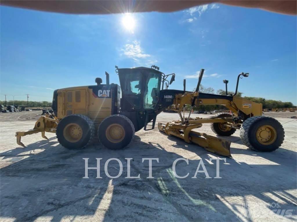 CAT 140M3 AWD Grederji