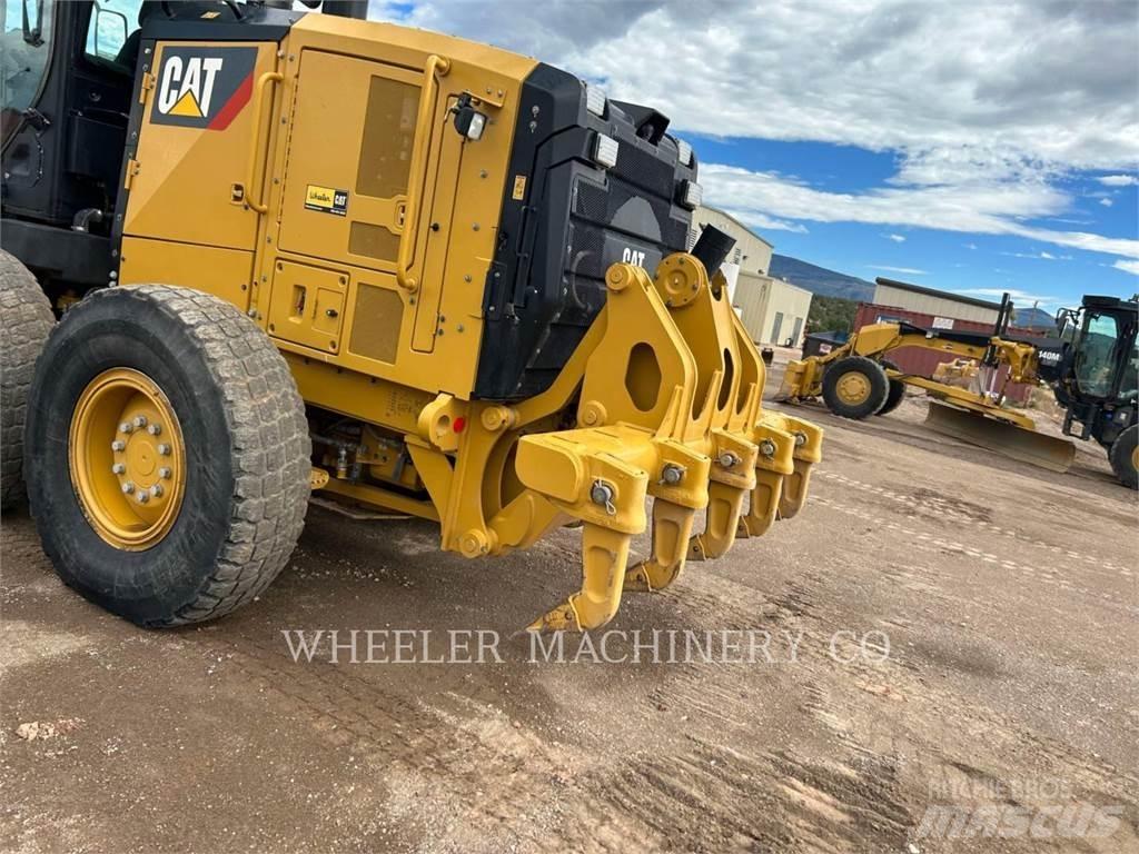 CAT 140M3 AWD Grederji