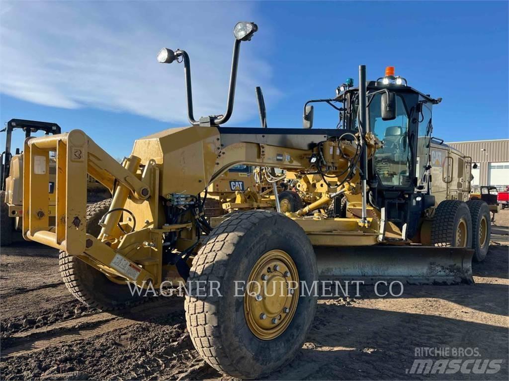 CAT 140M3 AWD Grederji