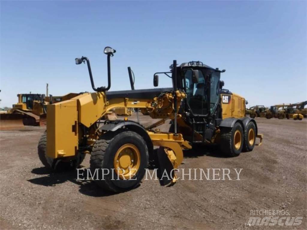 CAT 140M3 AWD Grederji