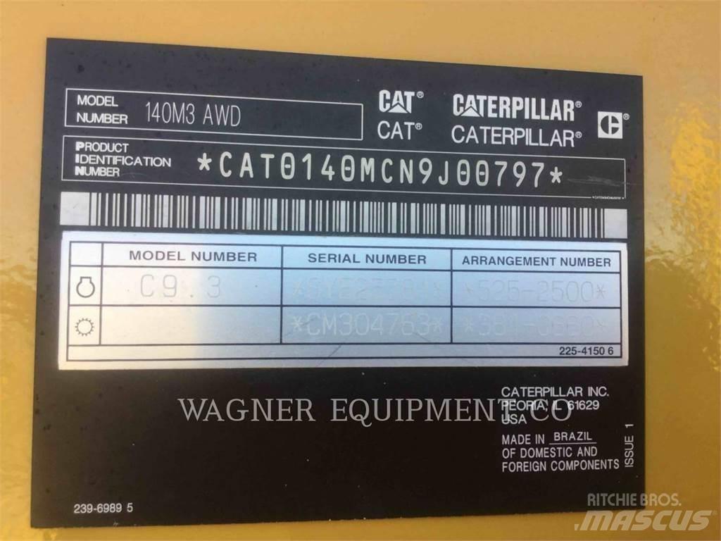 CAT 140M3 AWD Grederji