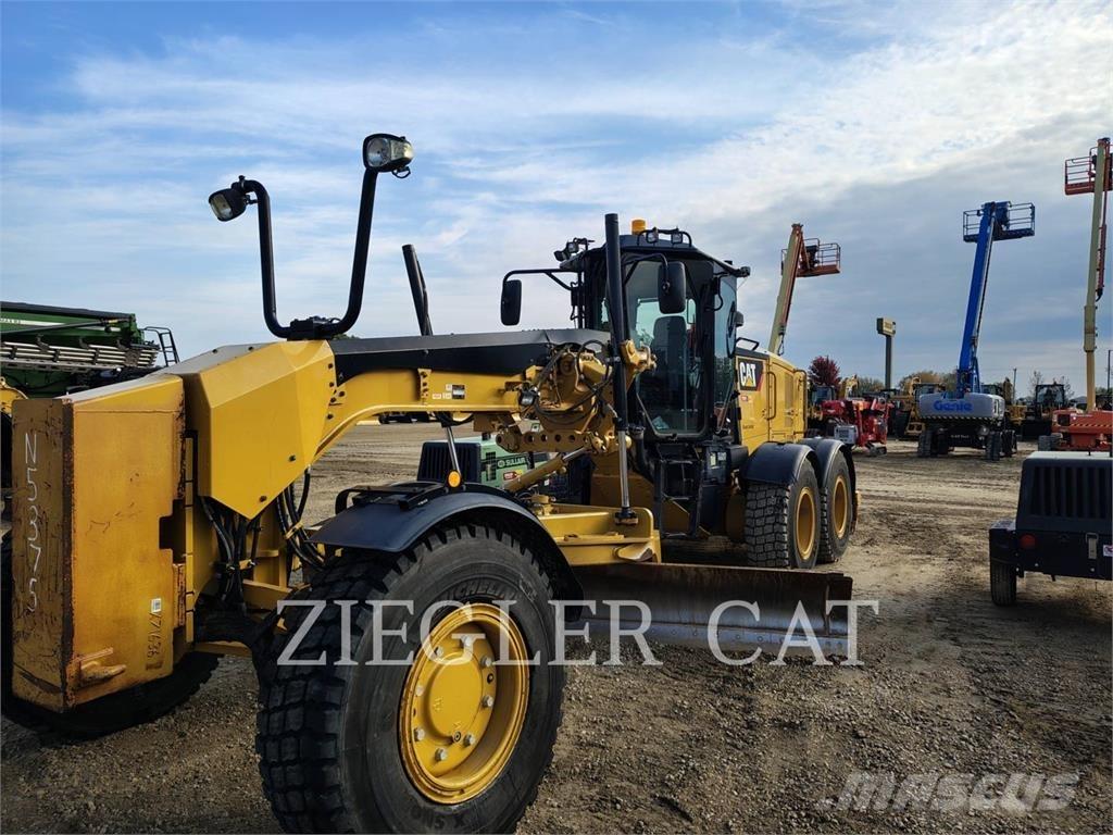 CAT 140M3AWD Grederji