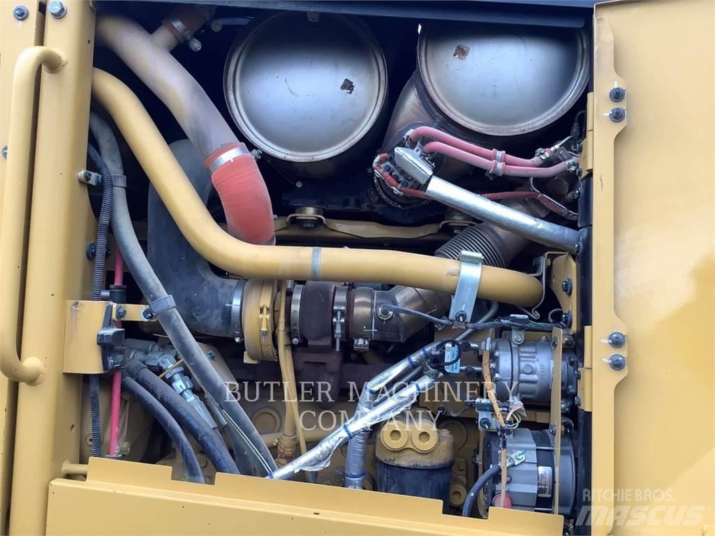 CAT 140M3AWDB Grederji