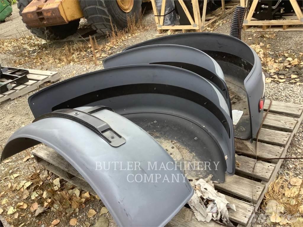 CAT 140M3REARFENDER Drugo