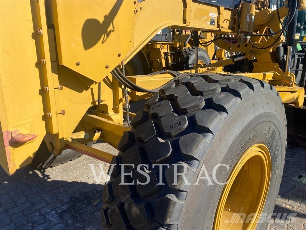 CAT 14M Grederji