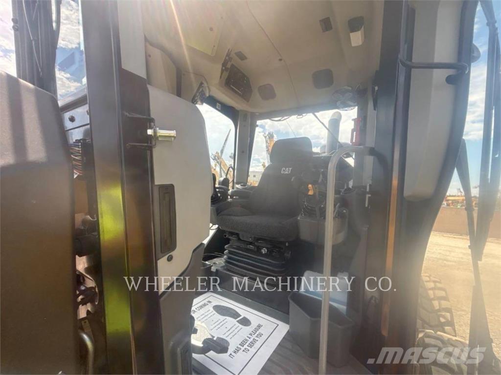 CAT 150 AWD Grederji