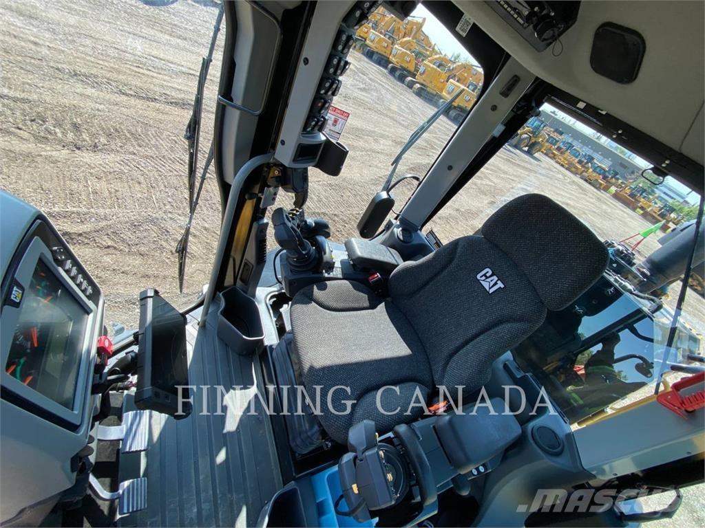 CAT 150 AWD Grederji