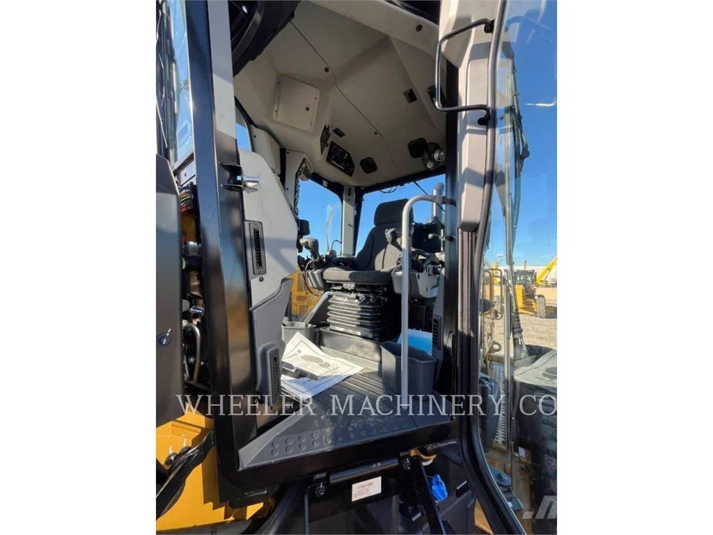 CAT 150 AWD Grederji