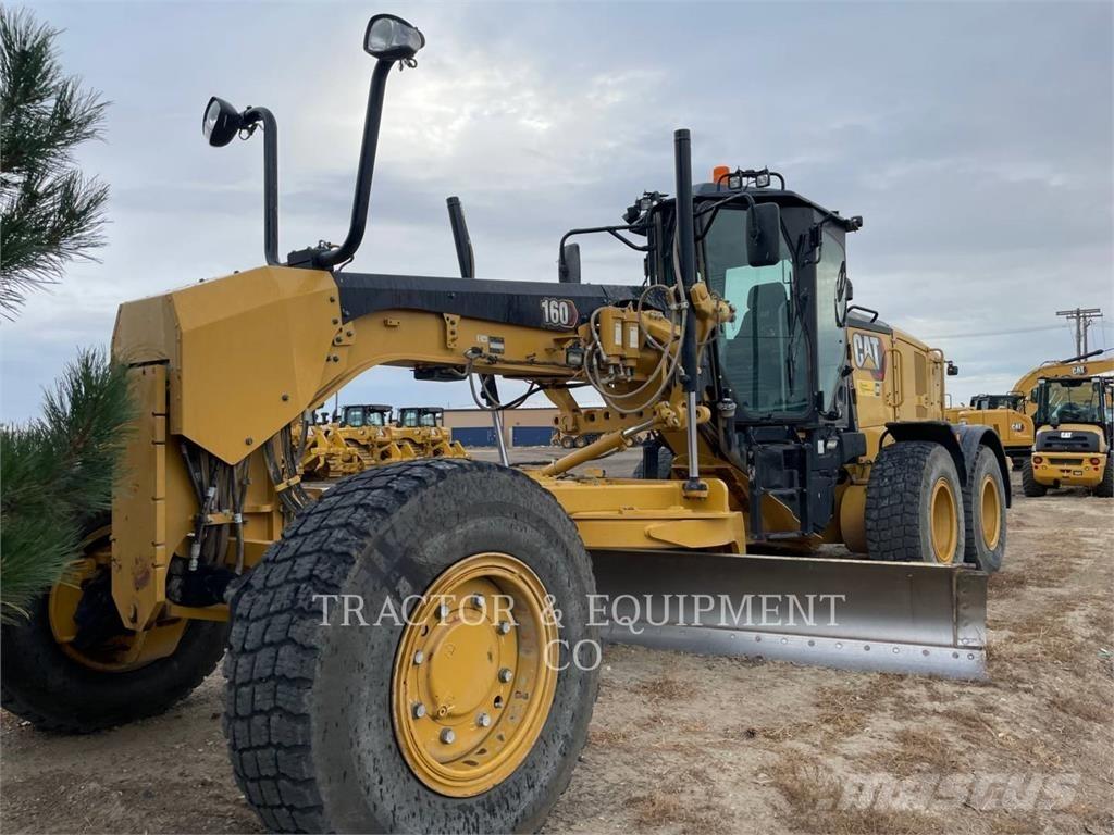 CAT 160 AWD Grederji