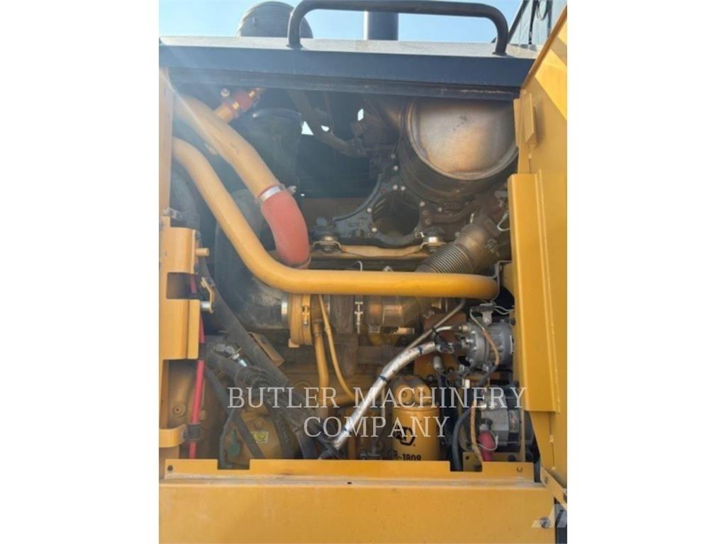 CAT 160M2AWD Grederji