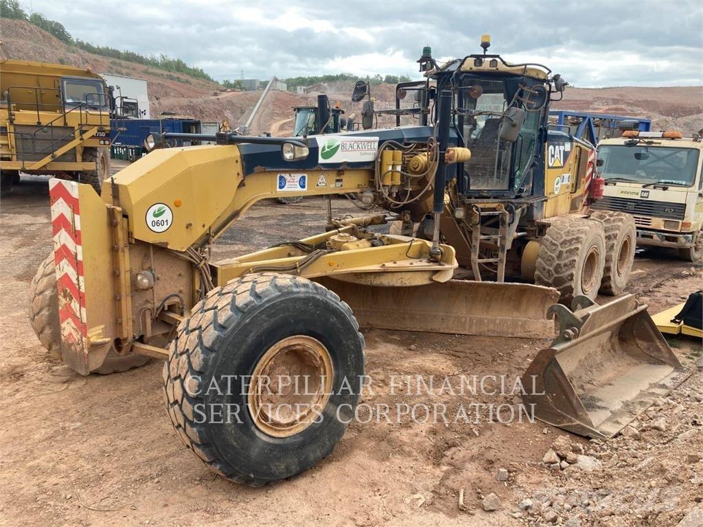 CAT 16M Grederji
