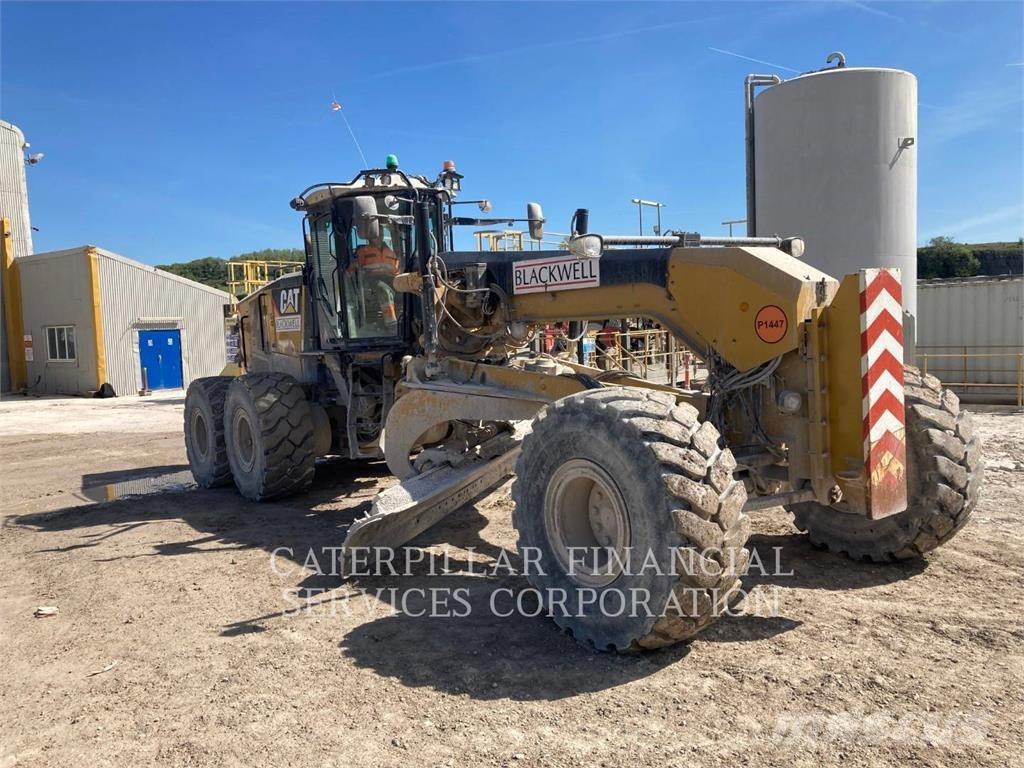 CAT 16M Grederji