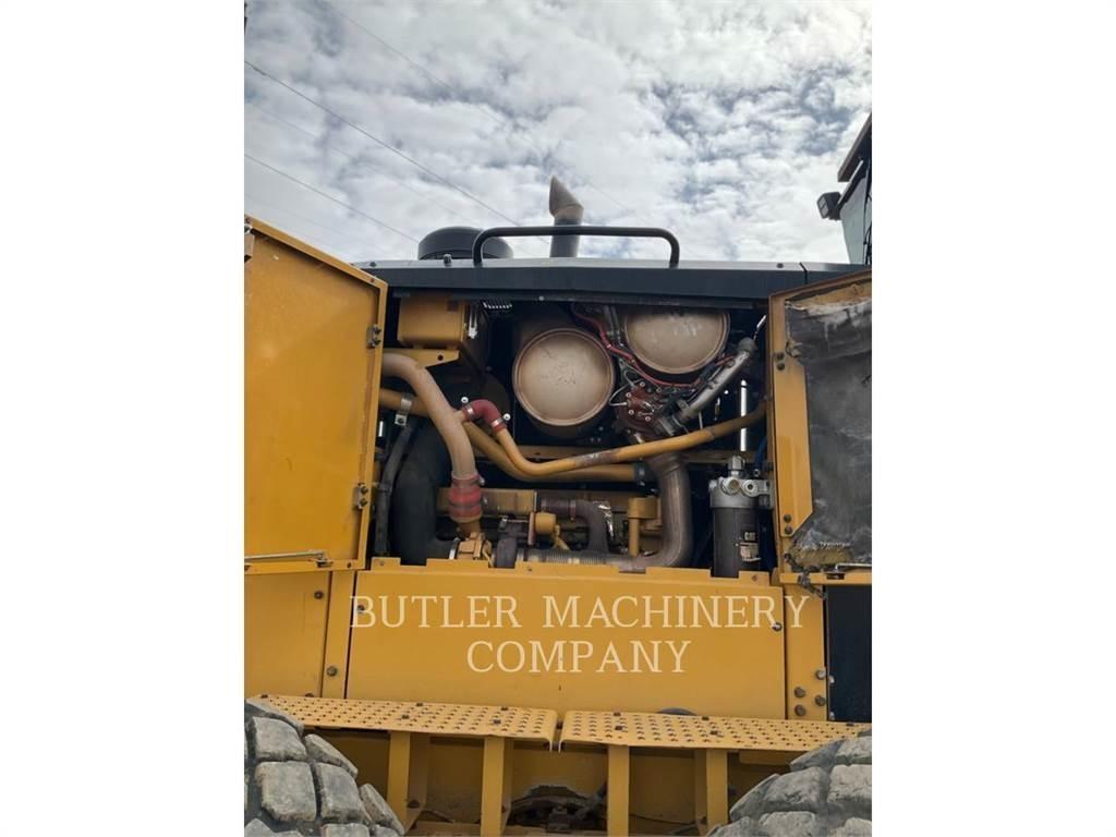 CAT 16M3 Grederji