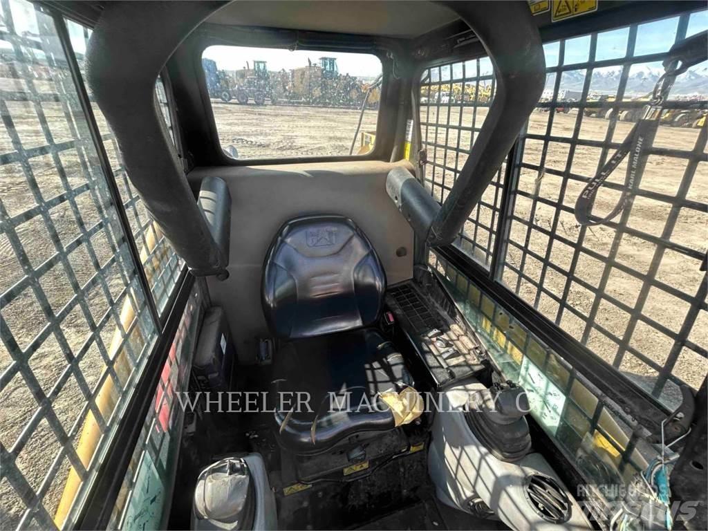 CAT 226B MA11 Skid steer mini nakladalci
