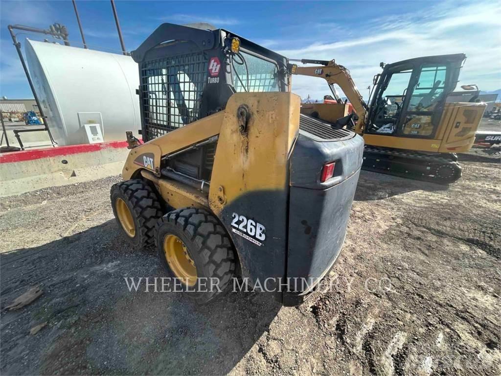 CAT 226B MA11 Skid steer mini nakladalci