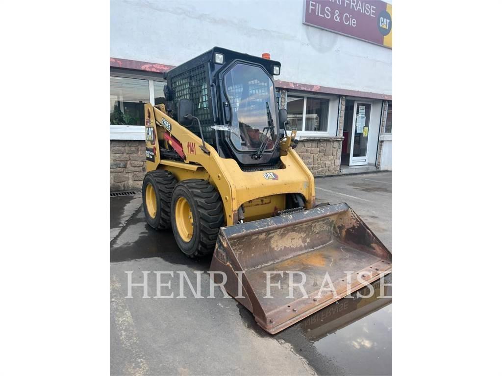 CAT 226B3 Skid steer mini nakladalci