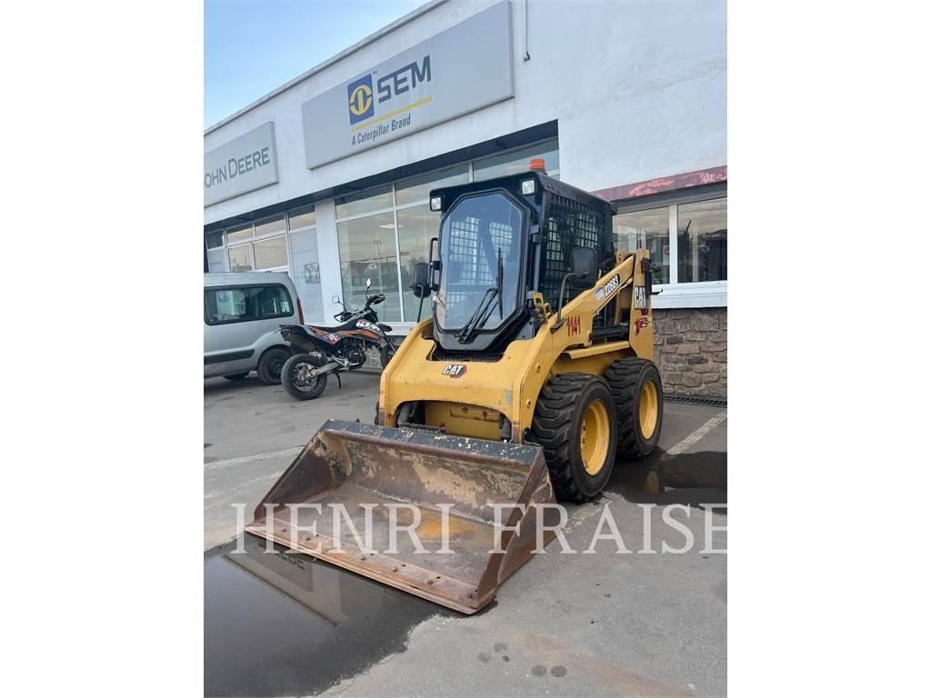 CAT 226B3 Skid steer mini nakladalci