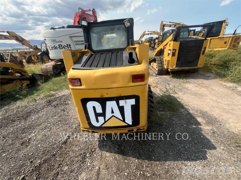 CAT 226B3 C3 Skid steer mini nakladalci