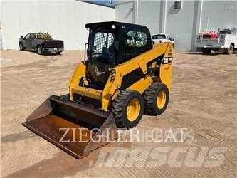 CAT 226D Skid steer mini nakladalci