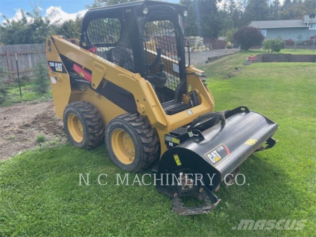 CAT 226D Skid steer mini nakladalci
