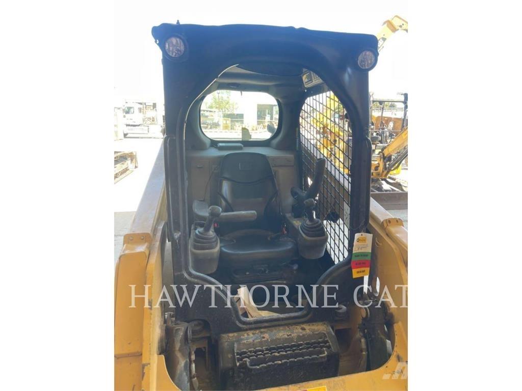 CAT 226D Skid steer mini nakladalci