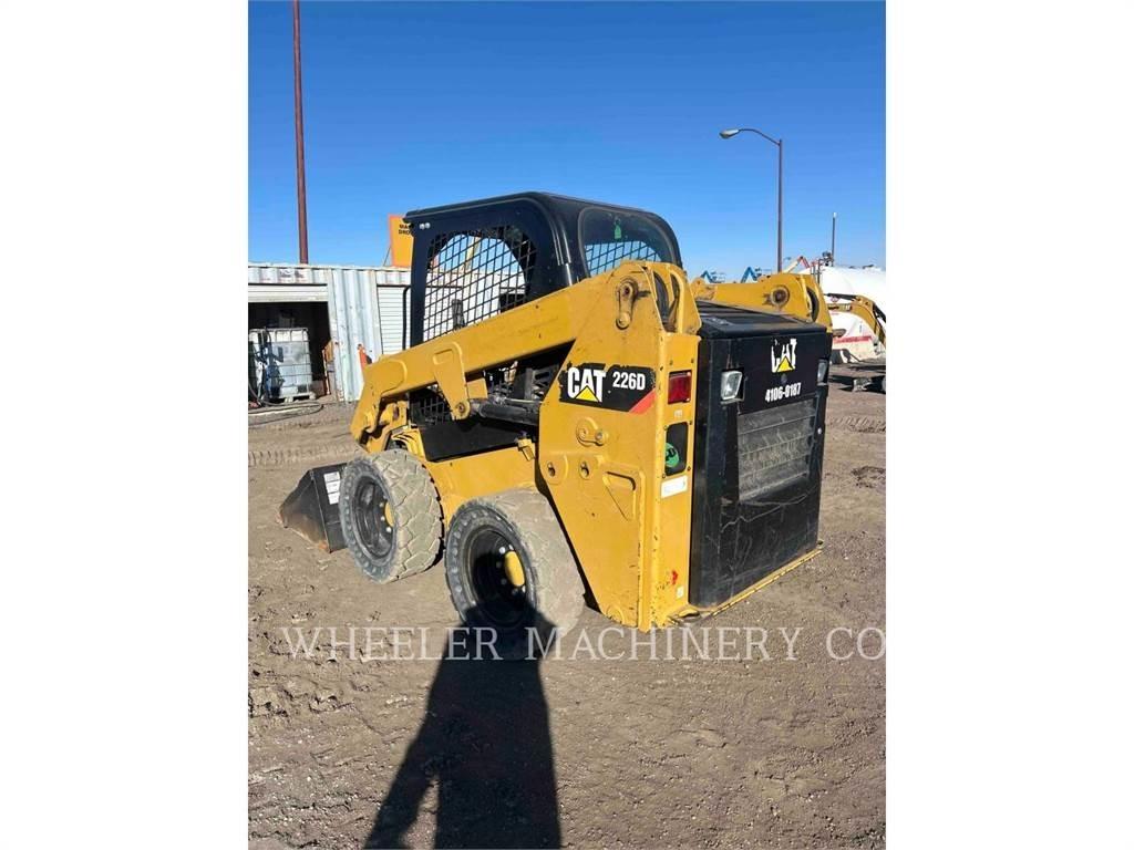 CAT 226D C1-H2 Skid steer mini nakladalci