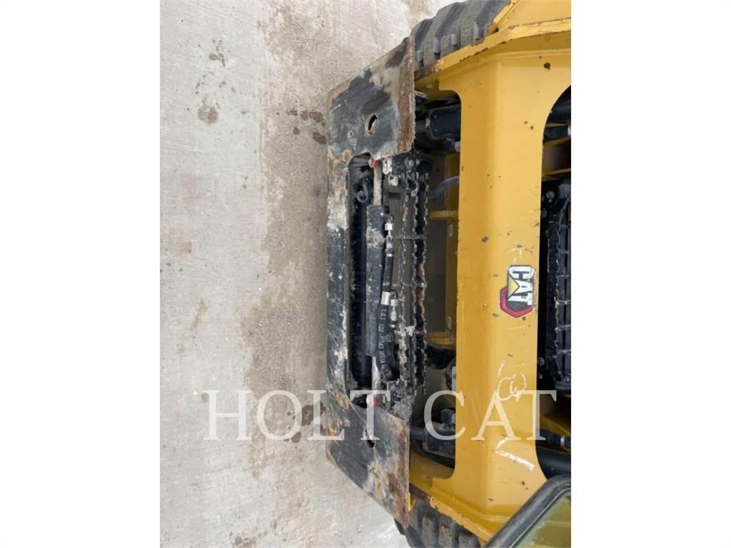 CAT 226D CAB Skid steer mini nakladalci