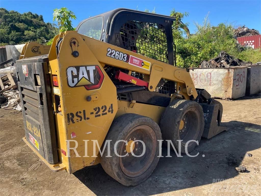 CAT 226D3 Skid steer mini nakladalci