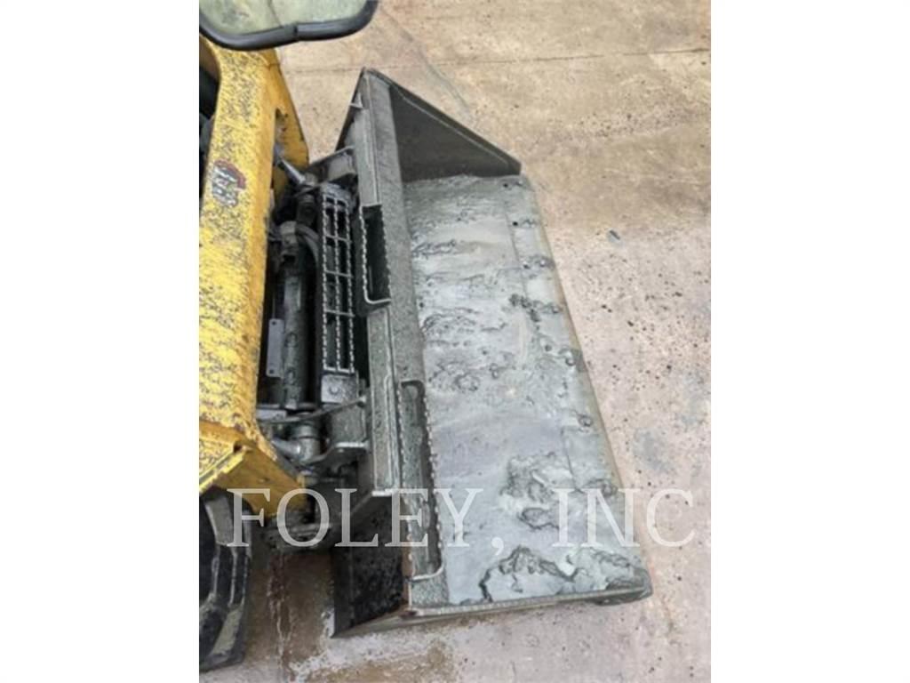 CAT 226D3 Skid steer mini nakladalci