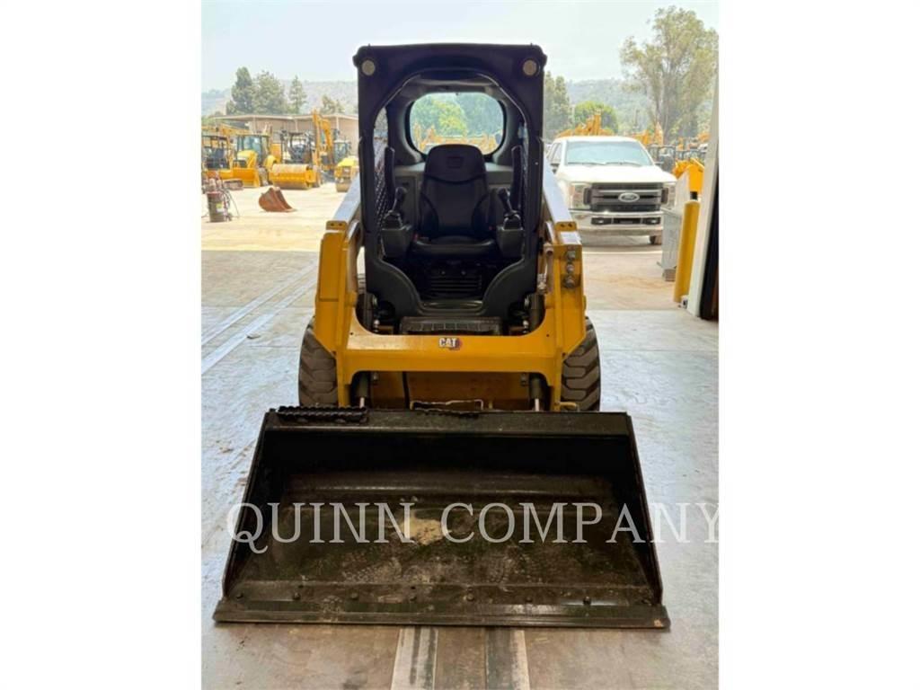 CAT 226D3 Skid steer mini nakladalci
