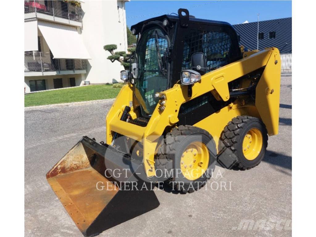 CAT 226D3 Skid steer mini nakladalci