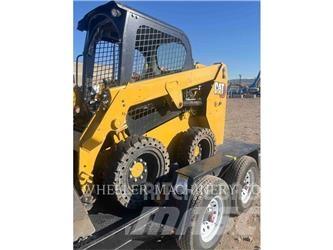 CAT 226D3 C1H2 Skid steer mini nakladalci