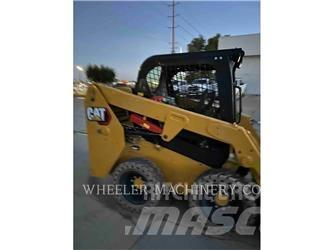 CAT 226D3 C1H2 Skid steer mini nakladalci
