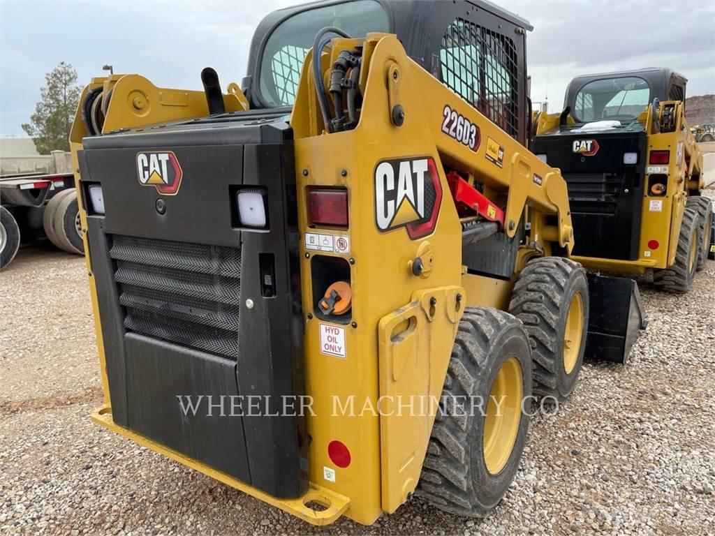CAT 226D3 C3H2 Skid steer mini nakladalci