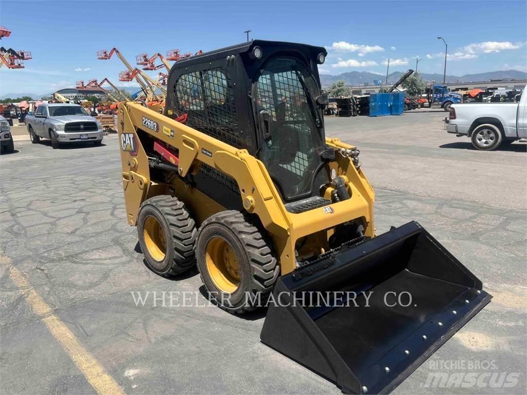 CAT 226D3 C3H2 Skid steer mini nakladalci