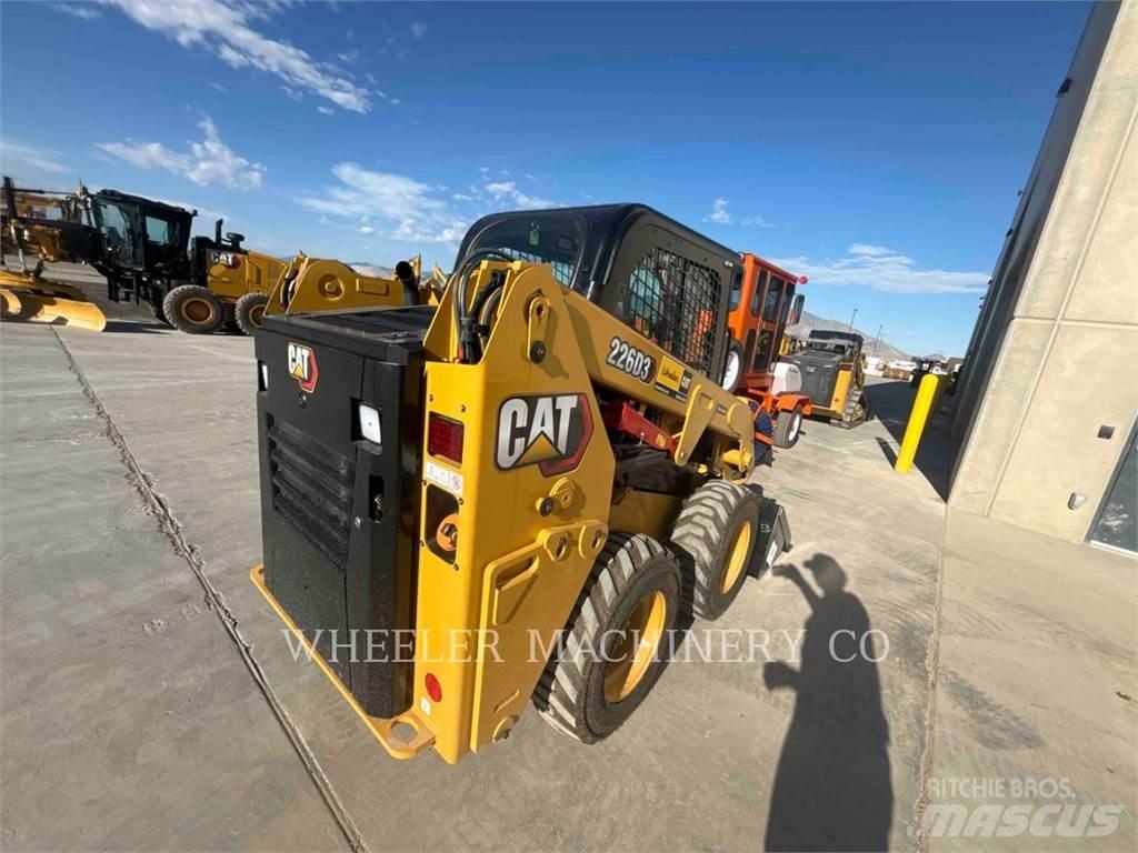 CAT 226D3 C3H2 Skid steer mini nakladalci