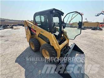 CAT 226D3 C3H2 Skid steer mini nakladalci