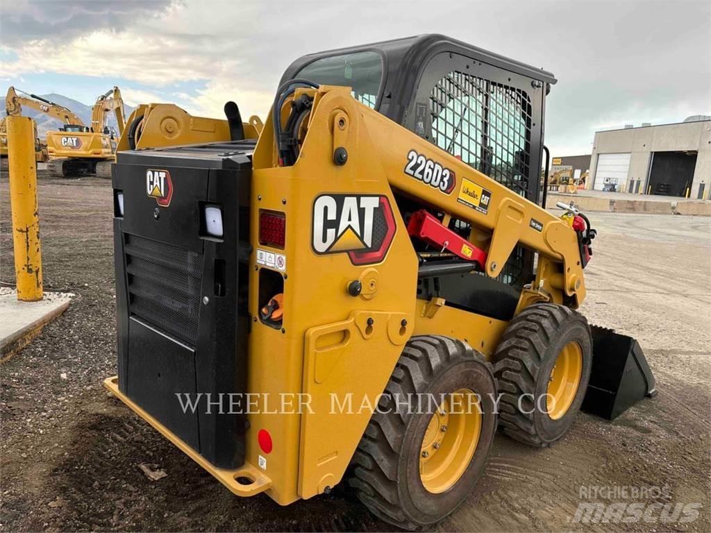 CAT 226D3 C3H2 Skid steer mini nakladalci