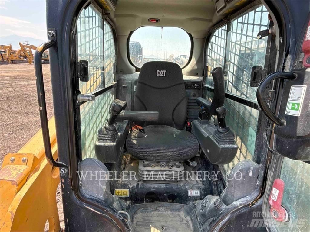 CAT 226D3 C3H2 Skid steer mini nakladalci